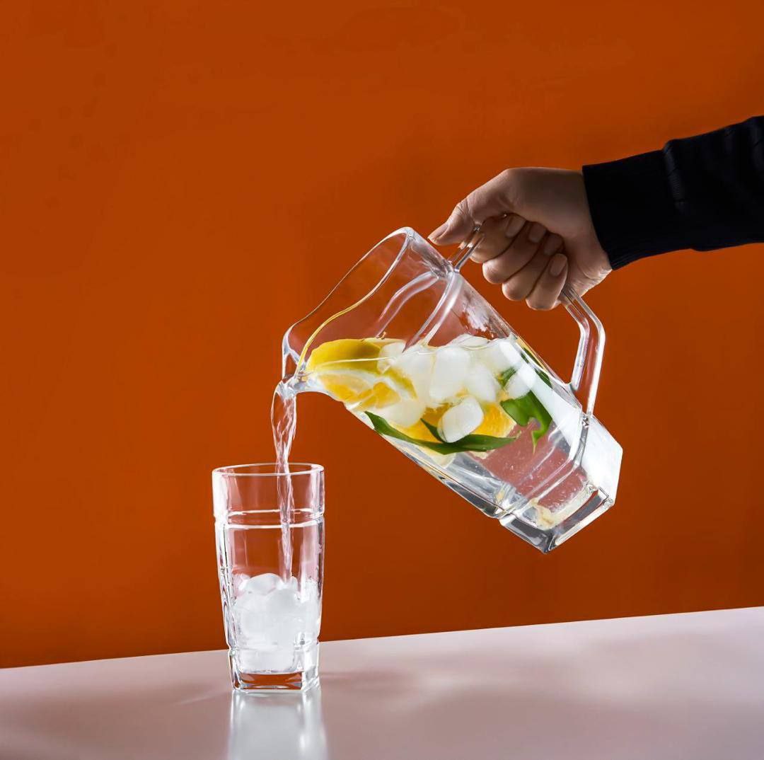 سرویسهای پذیرایی